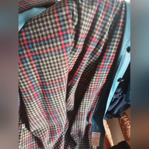 London Fog  Vintage Trench Coat with Scarf  10P - Picture 5 of 8